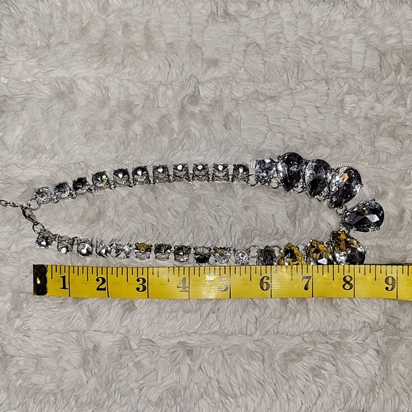 Crystal Statement Necklace - Picture 9 of 10